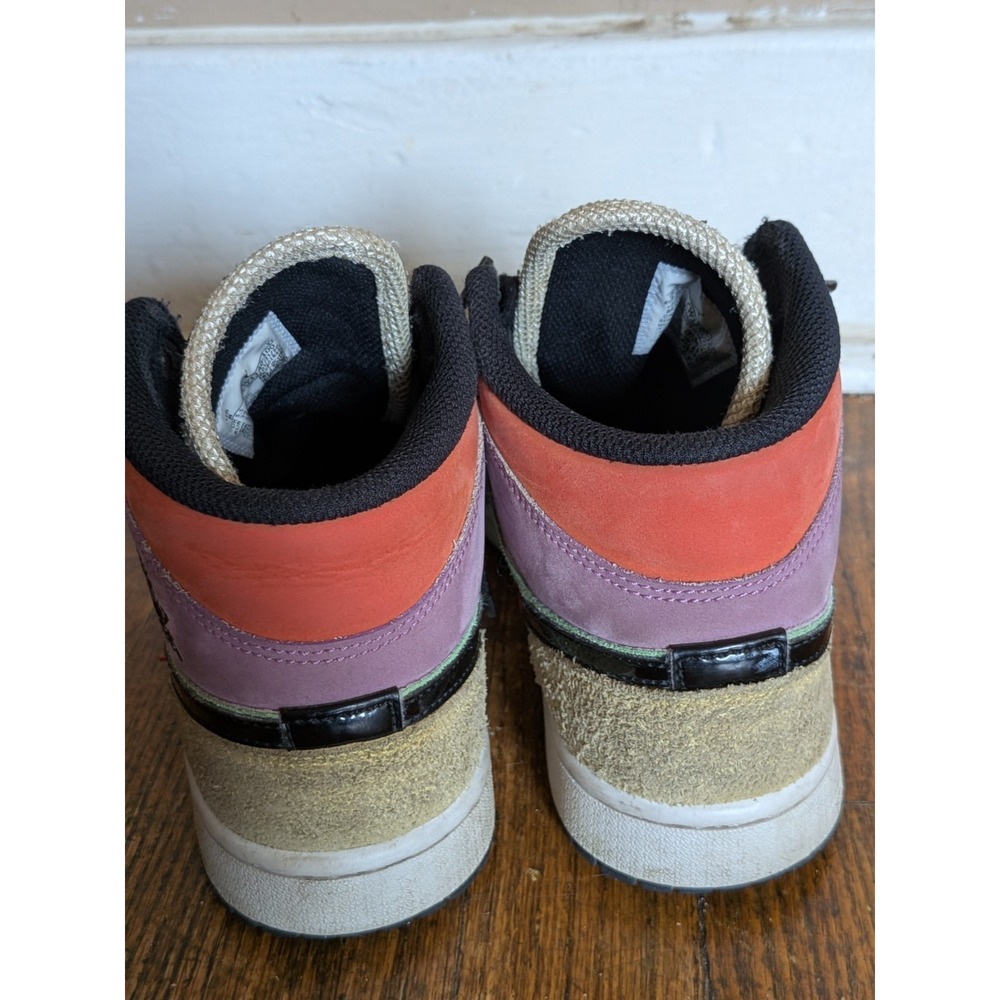 Nike Air Jordan 1 Mid SE Lightbulb 2020 Womens Size 8 CW1140-100 - Picture 4 of 7